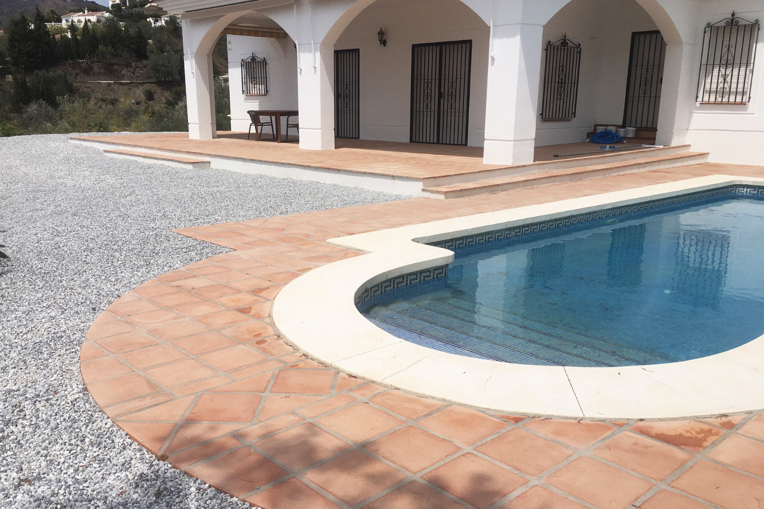 Terrace construction in Axarqu&iacute;a, the Costa del Sol, and M&aacute;laga